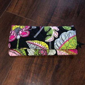 🌸Vera Bradley Floral Wallet 🌸